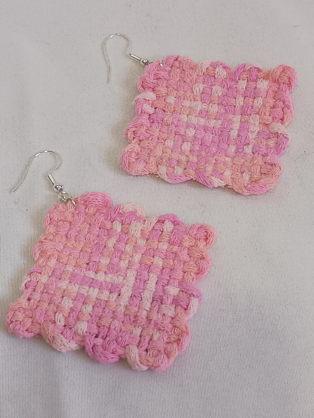 925S Handwoven 100% Silk Square Pink Gradient Earrings - Women Accessories OS